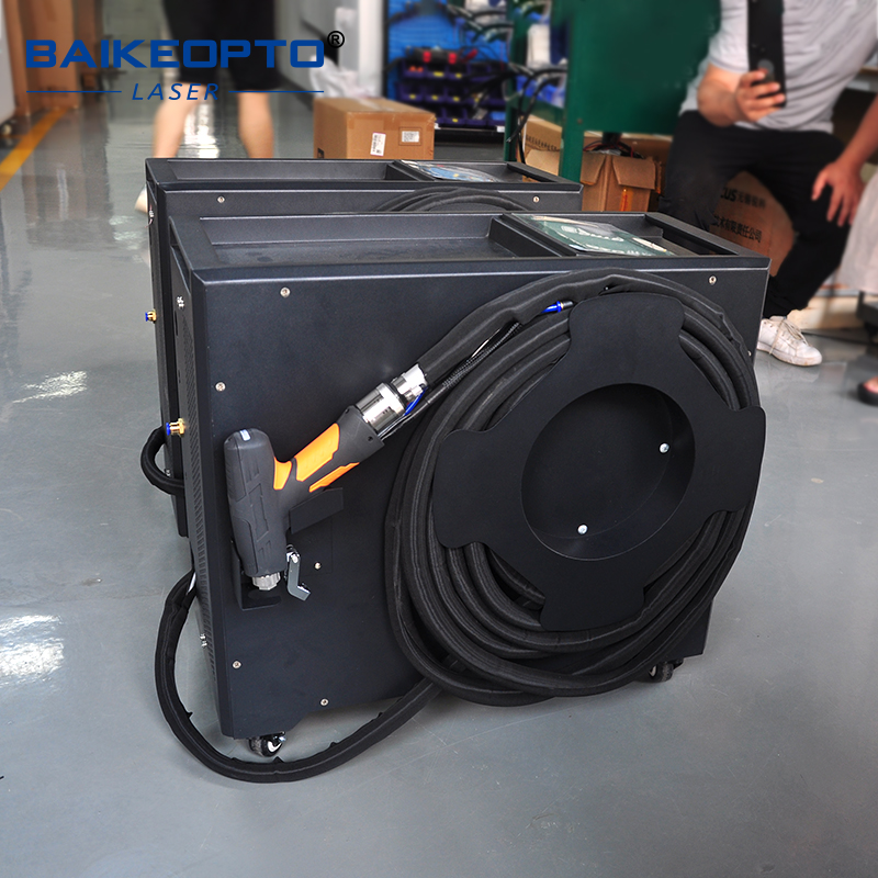 Industrial Handheld Laser Welding Machine - Промышленный ручной волоконный лазерный сварочный аппарат